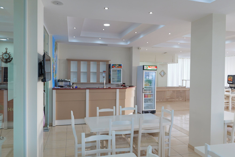 Food & Drinks 4, Helia Hotel, Sarandës