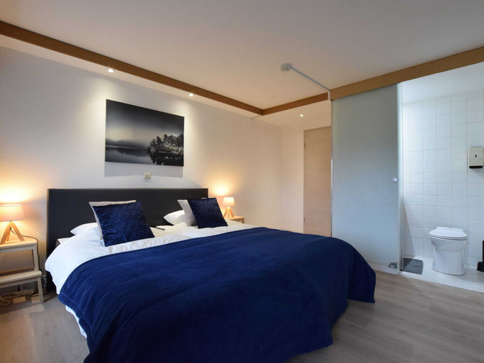 Bedroom 2, Spacious Holiday Home in Vielsalm near Baraque de Fraiture, Luxembourg