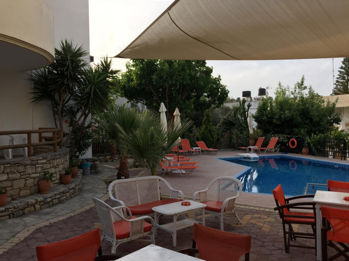 Food & Drinks, Vrisi Apartments & Villa, Faistos