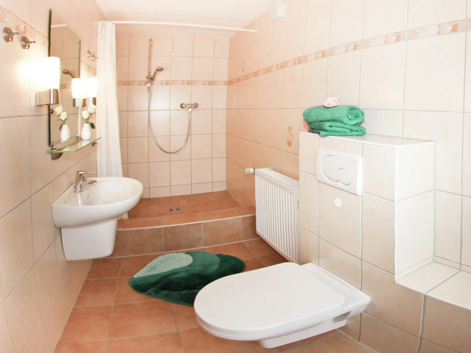 Bathroom 4, Coastal Stay, Kuhlungsborn, Rostock
