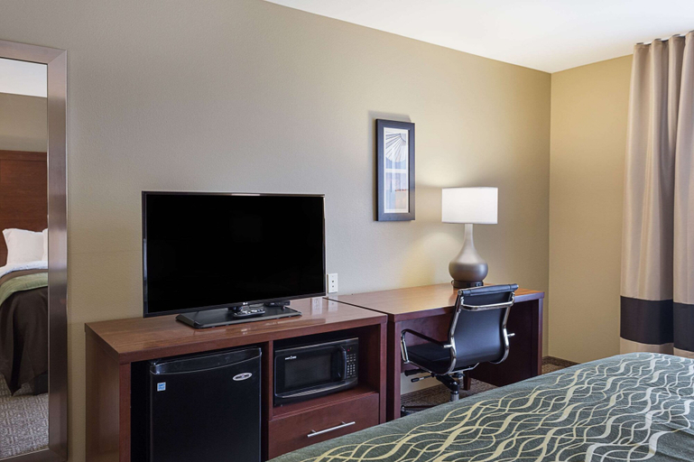 Bedroom 3, Pennant Hotel & Suites, East Baton Rouge