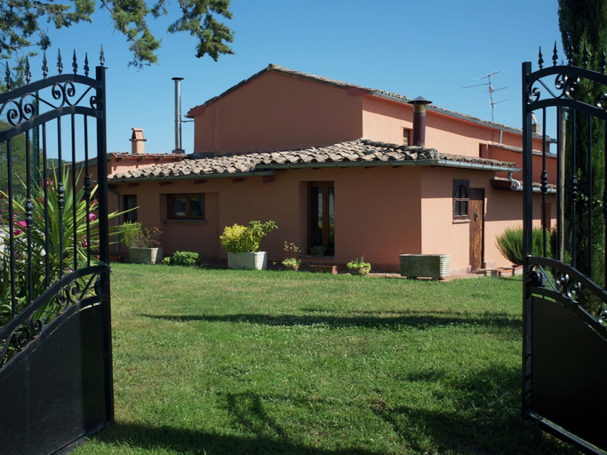 Exterior & Views, Elegant Tuscan Holiday Home, Siena