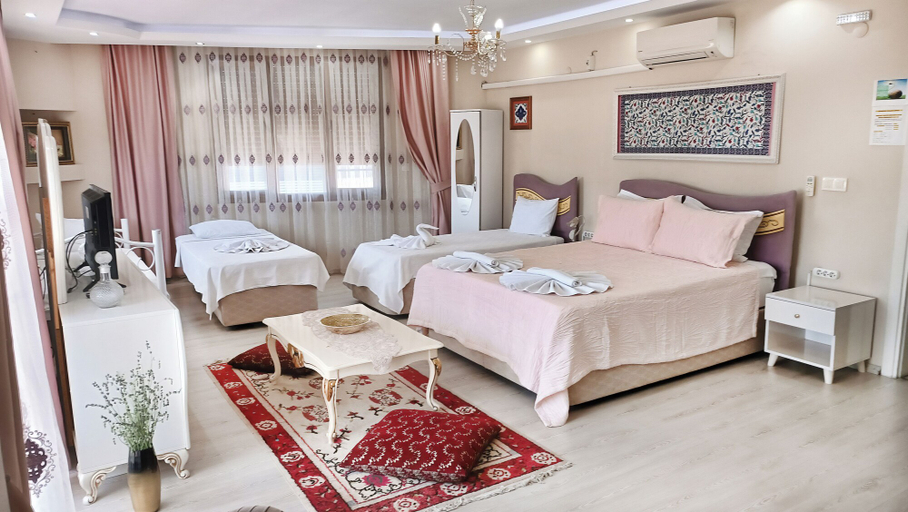 Bedroom 2, Ephesus Palace, Selçuk