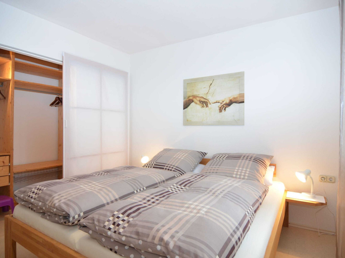 Bedroom 2, Modern Retreat in Nature, Passau