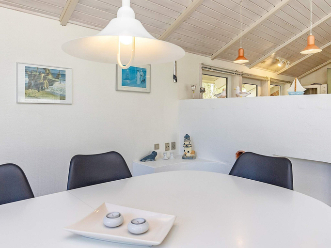 Food & Drinks, 5 Star Holiday Home in Laeso, Læsø