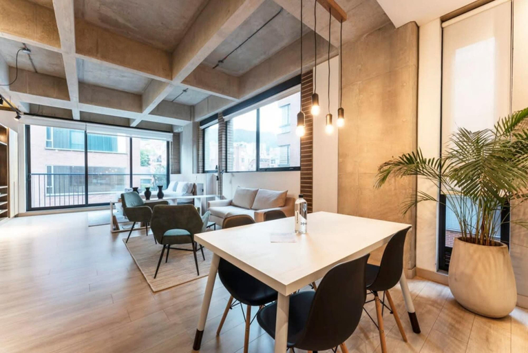 Business Facilities