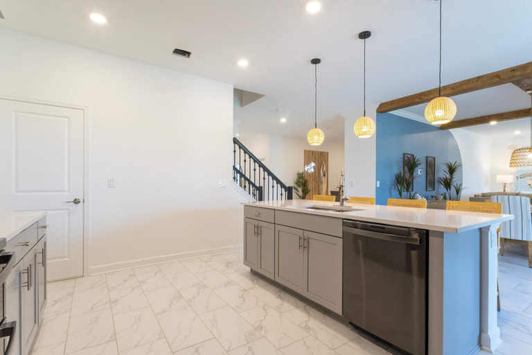 Room 2, Gorgeous 8B 7BA Melbournbeach w Pool Dock Beach, Brevard