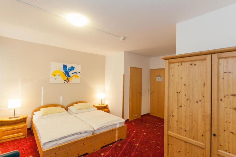 Bedroom 2, Hotel Vosenhuber, Amstetten
