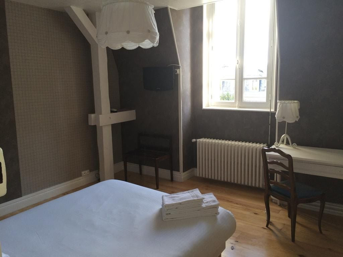 Bedroom 4, La Villa Saint Pierre, Marne