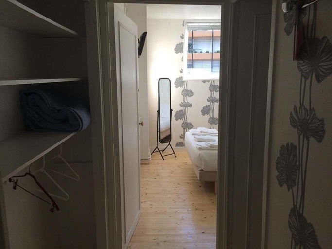 Bedroom 2, La Villa Saint Pierre, Marne