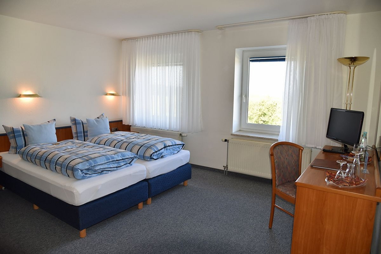 Bedroom 2, Hotel An der Alten Porzelline, Sonneberg