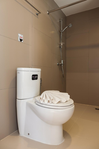 Bathroom 4, Coral Inn, Phuket Island