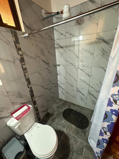 Bathroom 2, Brisas del Rio, San Miguel de los Bancos