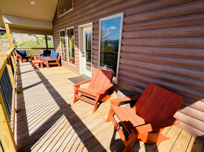 Others 4, A Tyme To Chill 2 Bedroom Cabin by RedAwning, Sevier
