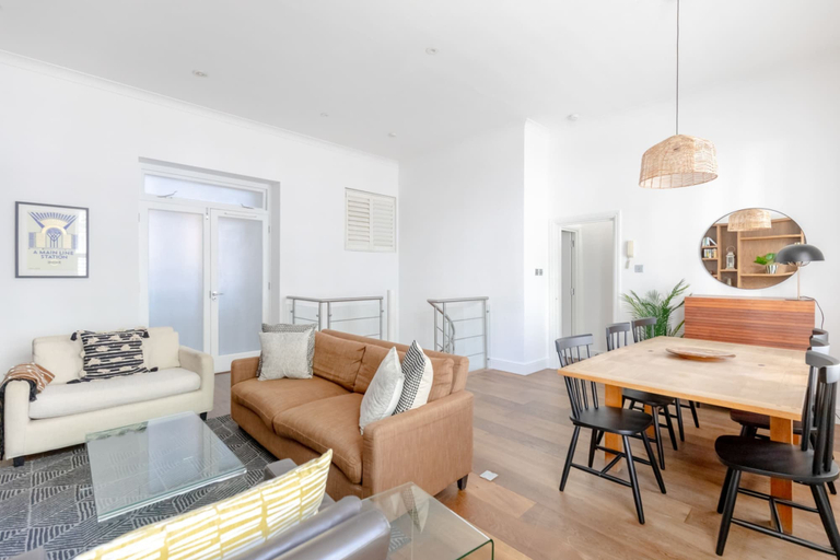 Others 5, London Maisonette: Unique Retreat, London