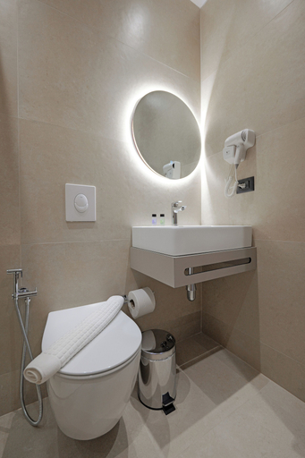 Bathroom 3, Hotel Kroi, Sarandës