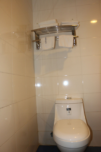 Bathroom 2, Yixin Business Hotel, Guangzhou