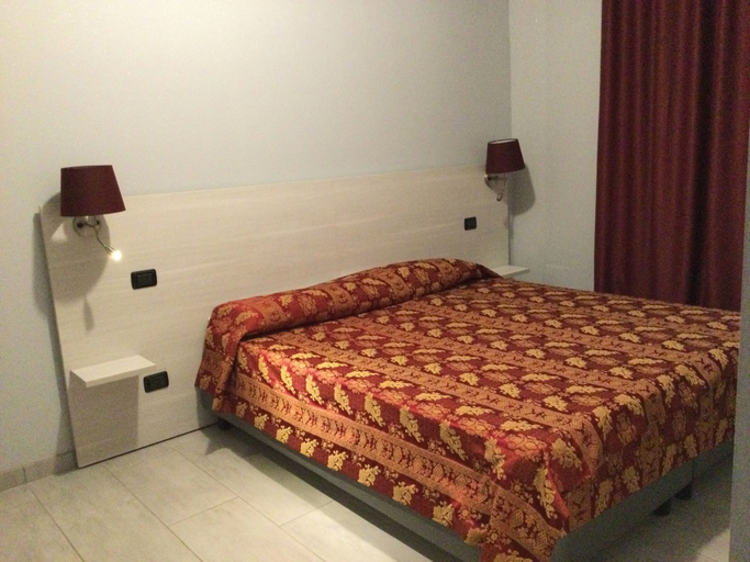 Bedroom 3, HOTEL PONE, Milano