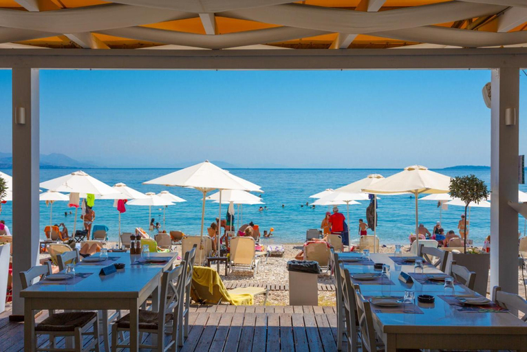 Food & Drinks, Villa Frosso, Ionian Islands