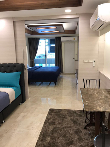 Others 4, Family Room Condo NR Shopping@Platinum + FreeWifi, Ratchathewi