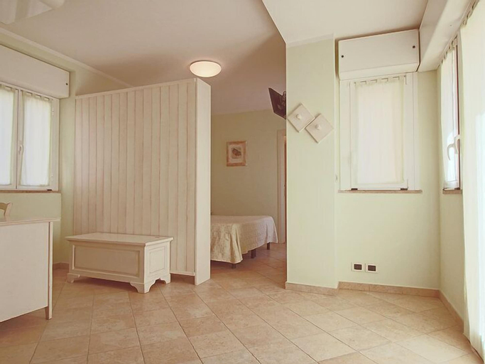 Bedroom 5, Residence Panama, Savona
