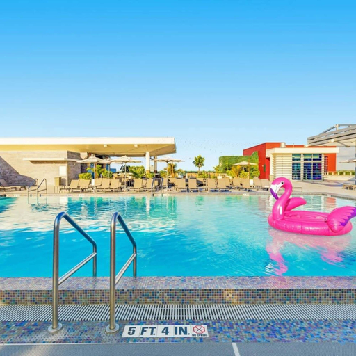 Room 5, Front Bay View Terrace Rooftop Pool Near Beach, Broward