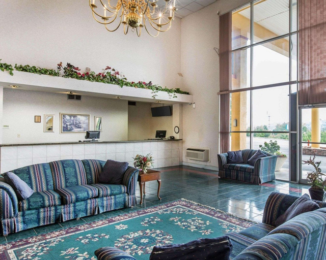 Others 4, Econo Lodge Dalton West, Whitfield