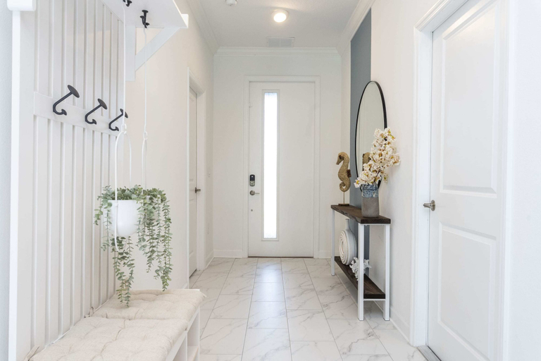 Room 4, Gorgeous 8B 7BA Melbournbeach w Pool Dock Beach, Brevard