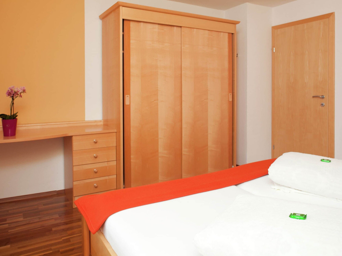 Bedroom 2, Apartment Near Zell am See-kaprun, Zell am See