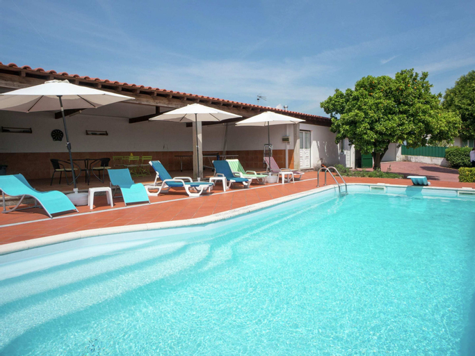 Holiday Home in Arcozelo with private terrace, Ponte de Lima