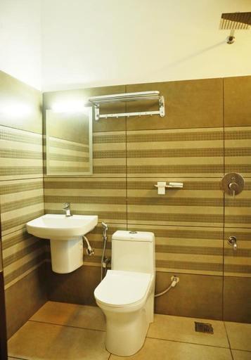 Bathroom 4, AROMA INN, Wayanad
