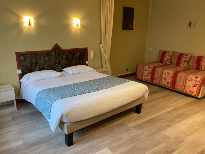 Bedroom 3, Hotel Le Bon Laboureur, Nièvre