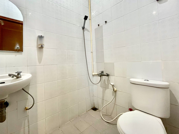 Bathroom 20