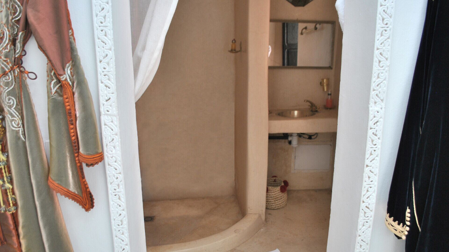 Bathroom 4, Riad Essaada, Marrakech