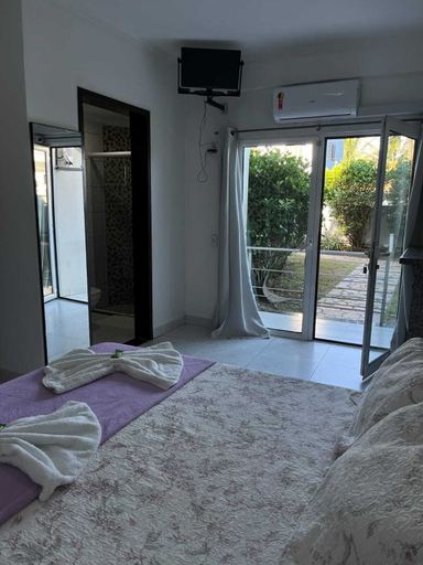 Bedroom 2, Pousada Mar Alto, Cananéia