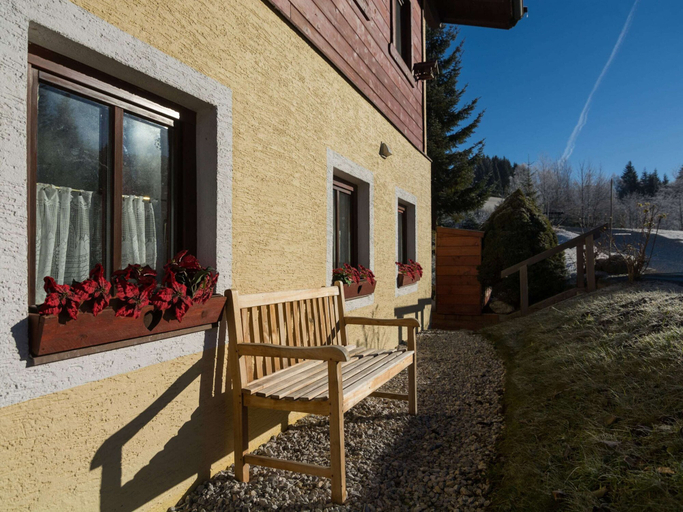 Others 4, Spacious Holiday Home near Ski Area in Leogang, Zell am See