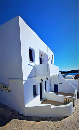 4, Le stanze del tramonto di Eleni, South Aegean