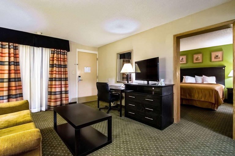 Bedroom 4, Quality Inn & Suites Moline - Quad Cities, Rock Island