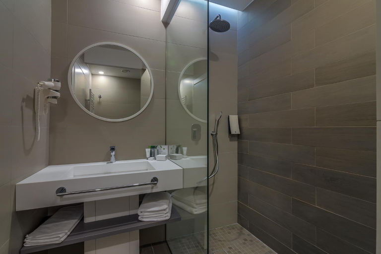 Bathroom 4, Nyota Hotel & Conference Center, Constanta