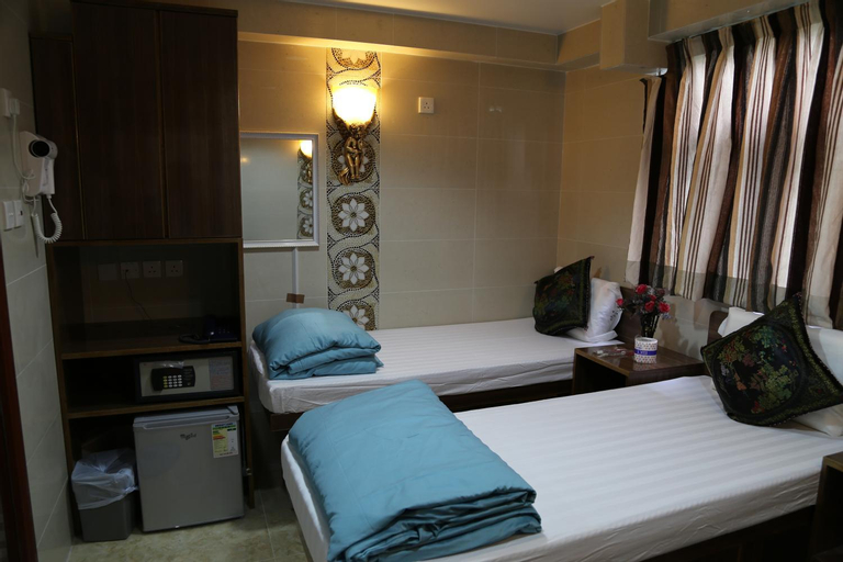 Bedroom 13