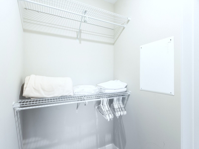 Bedroom 3, Escape, Fairfield