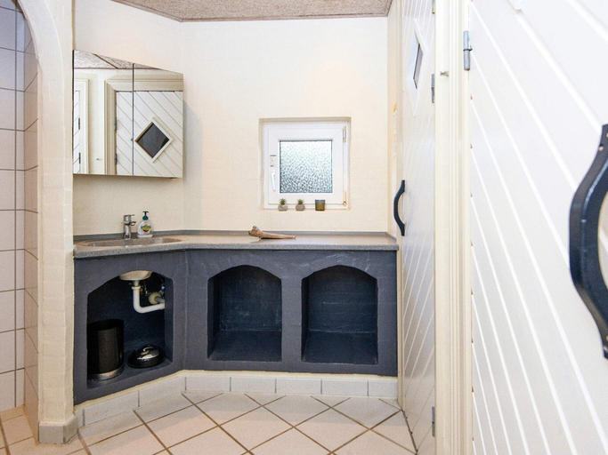 Bathroom 4, Luxury Retreat in Hejlsminde - By Traum Ferienwohnungen, Kolding