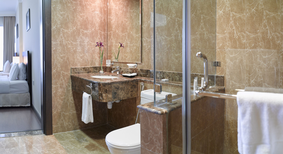 Bathroom 4
