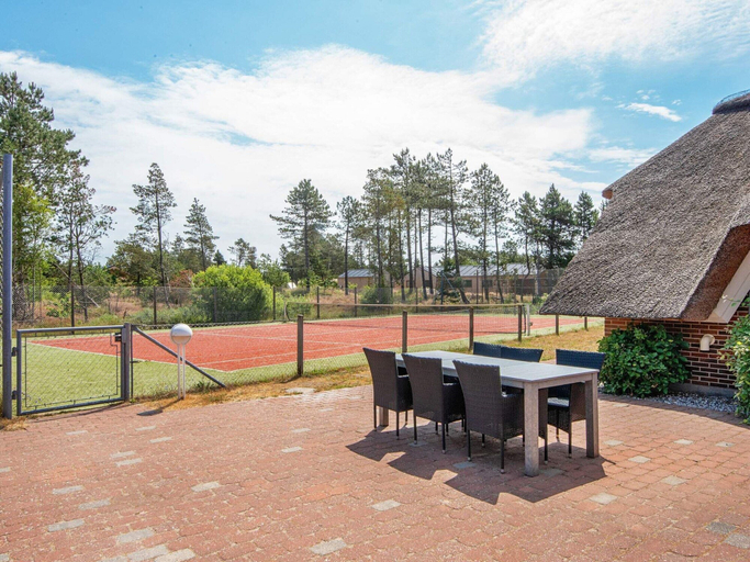 Others 5, 5 Star Holiday Home in Romo, Tønder