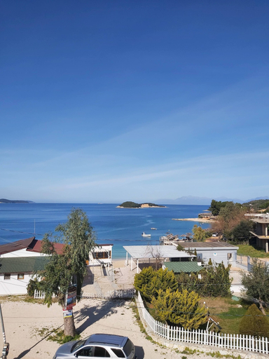 Others 5, Tre Isole Ksamil, Sarandës