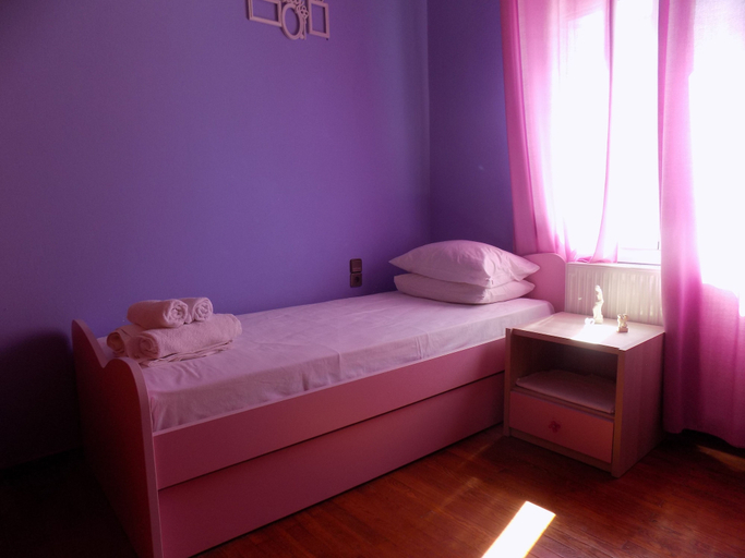 Bedroom 3, Beautiful Modern apt in Skiathos, Thessaly