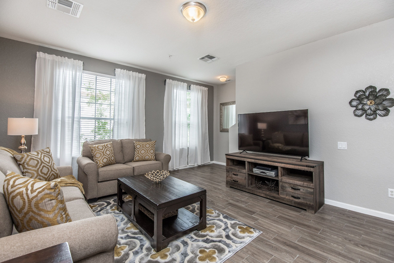 Others 5, Updated Townhome, Near Conv Ctr, Universal & I-dr, Orange