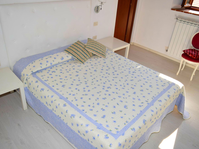 Bedroom 3, Holiday Home in Tuscany With Pool & Garden, Florence