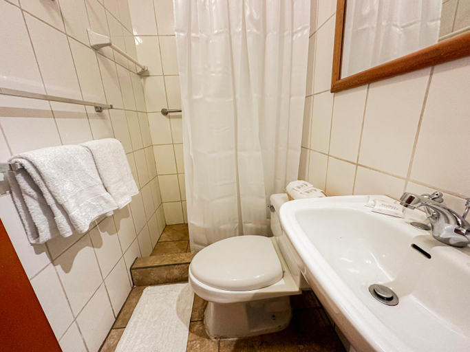 Bathroom 4, Hotel Piru Wasi, Arequipa