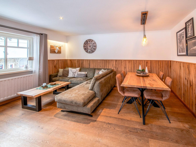 Charming house with sauna, jacuzzi in Bullange, Liège